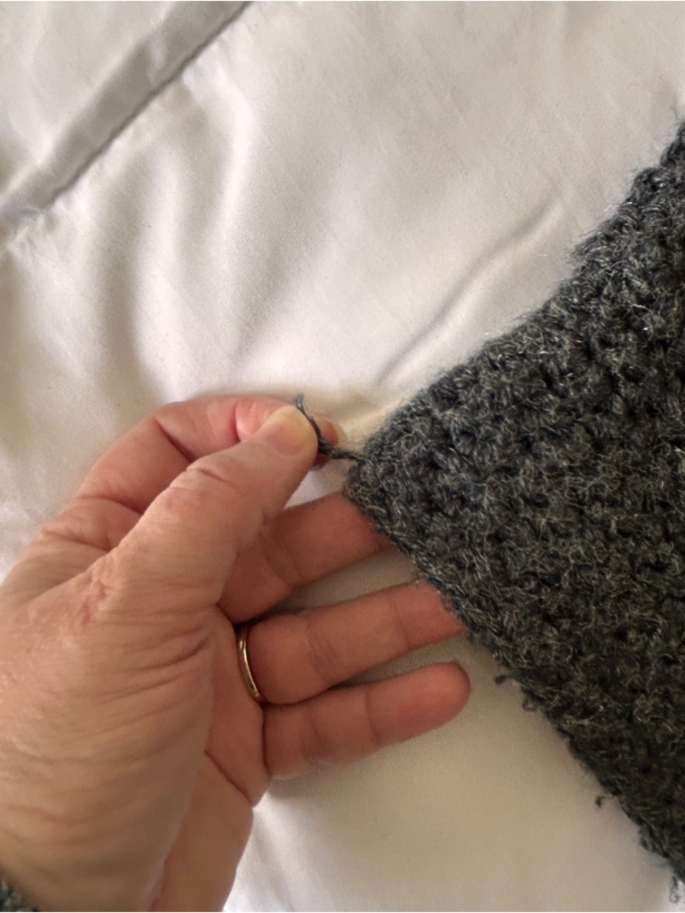 Handmade Small knitted Sleeveless Sweater Vest Cropped Gray Wool Layering - Picture 4 of 7